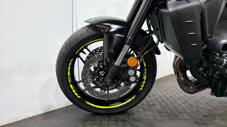 Yamaha Mt-09 (14MY)